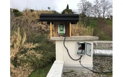 Tachéomètre automatique pour surveillance de glissement de terrain